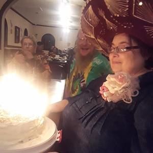 Meet your Posher, Rita